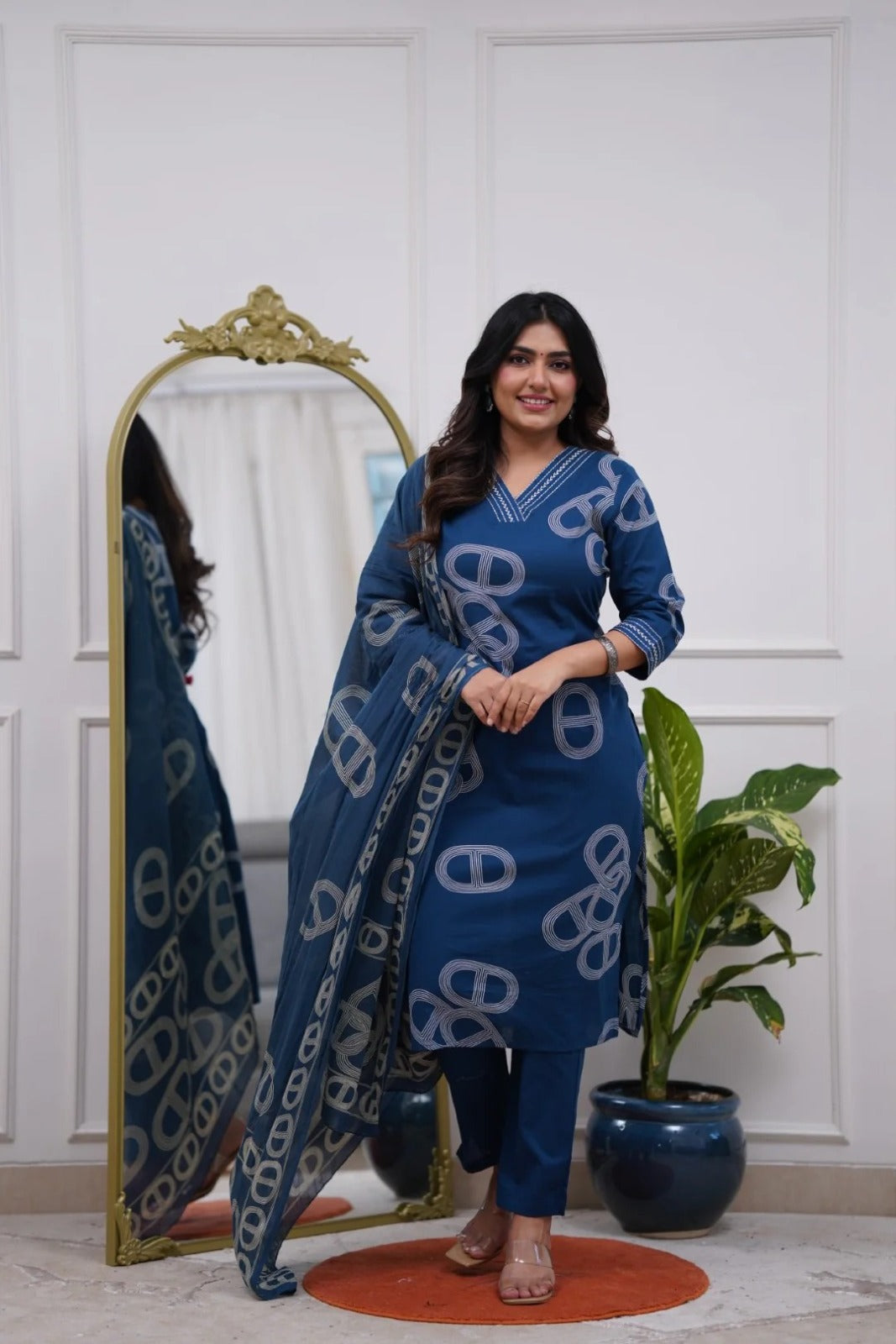 Avanti Chanderi Elegance Suit Set
